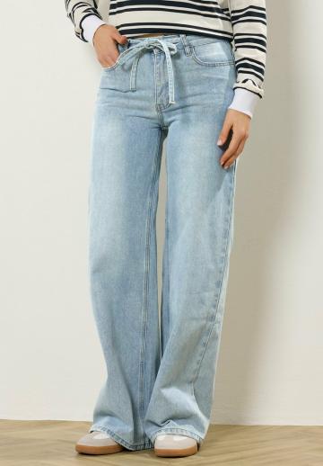 Джинсы