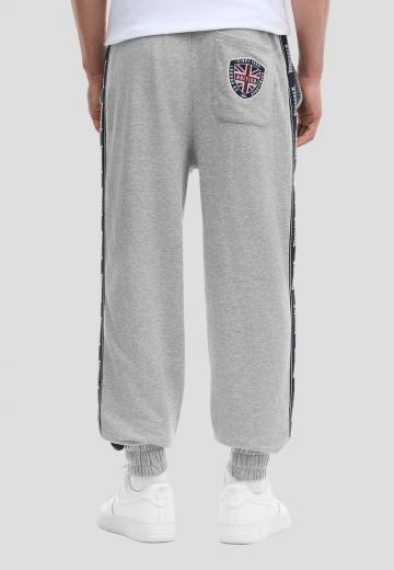 Спортивные штаны