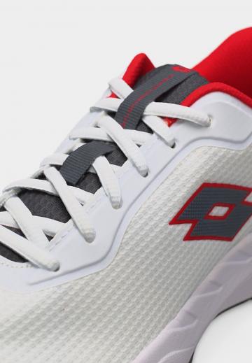 Теннисные кроссовки