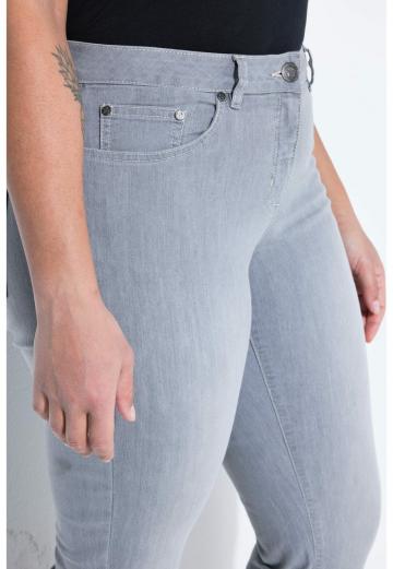 Клешеные брюки