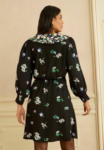 Короткое платье