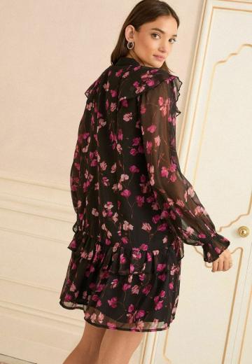 Короткое платье