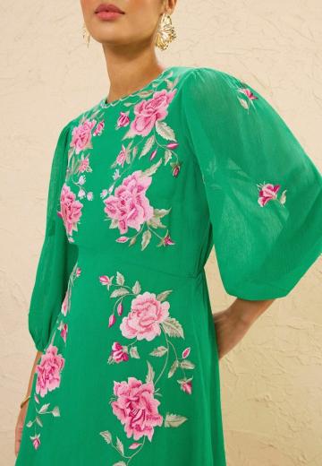 Короткое платье