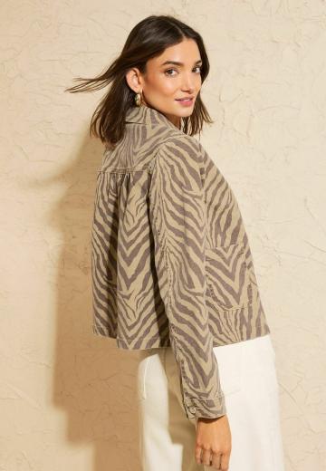 Джинсовая куртка