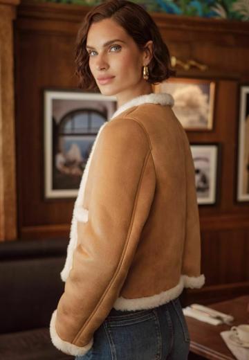 Пуховой жилет