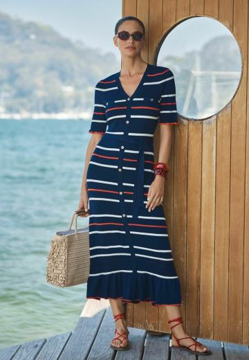 Вязаное платье