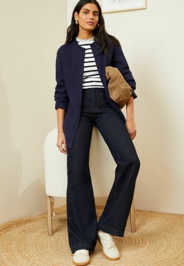 Длинный жилет