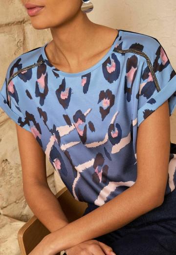 Атласная блузка