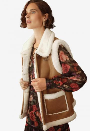 Пуховой жилет