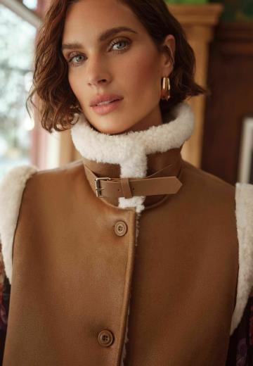 Пуховой жилет