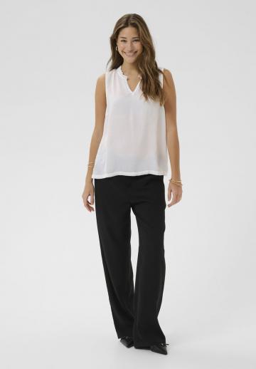 Блузка без рукавов