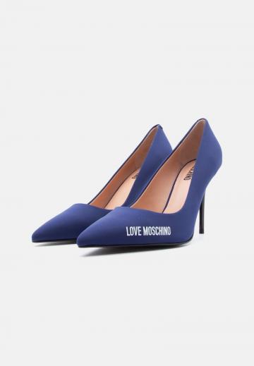 Туфли на высоком каблуке