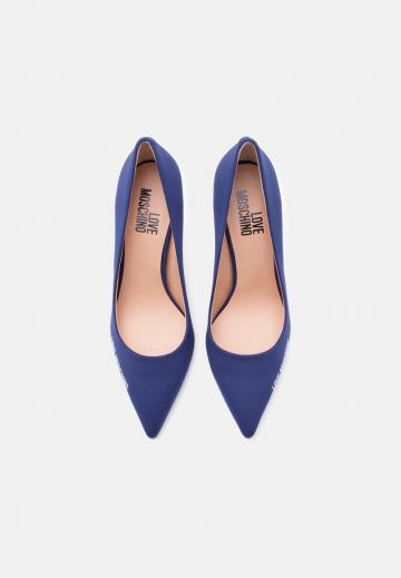 Туфли на высоком каблуке