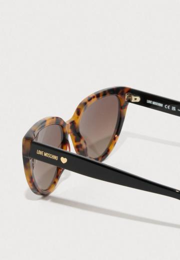 Солнечные очки