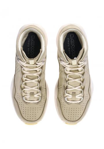 Походные ботинки