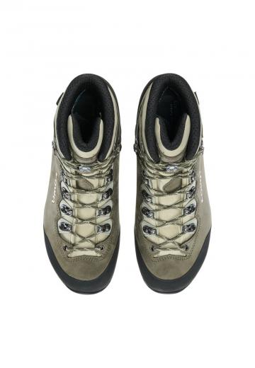 Походная обувь