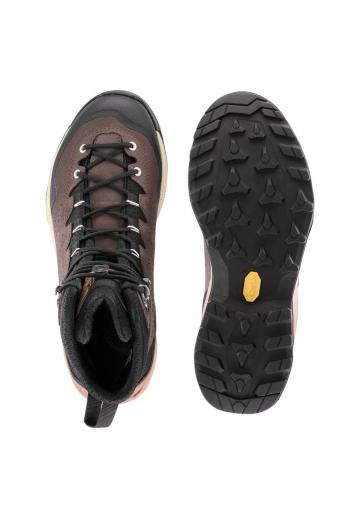 Походная обувь