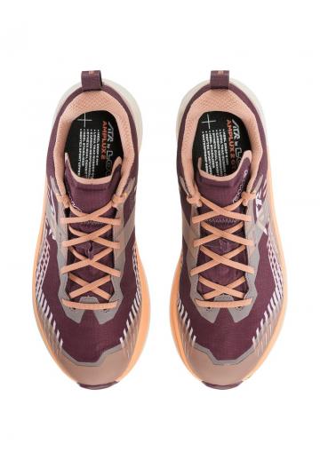 Походные ботинки