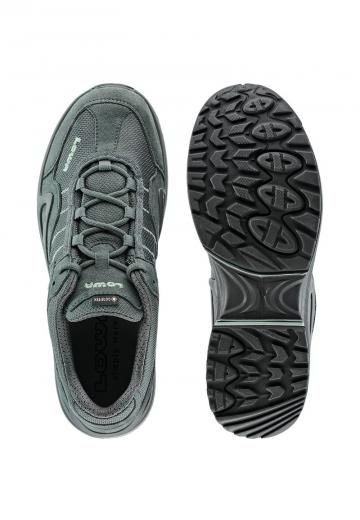 Походные ботинки