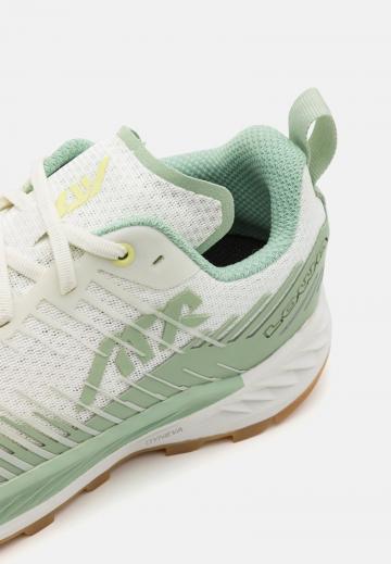 Беговые кроссовки