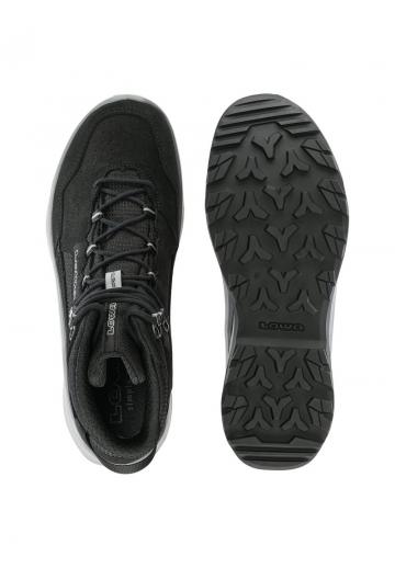 Походные ботинки