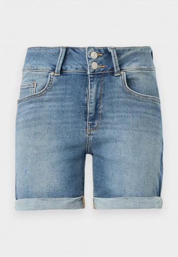 Джинсовые шорты