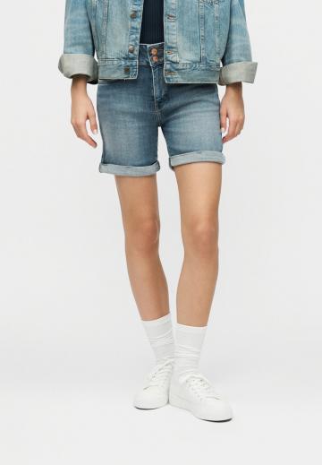 Джинсовые шорты