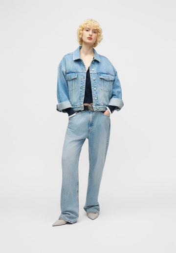 Джинсовая куртка