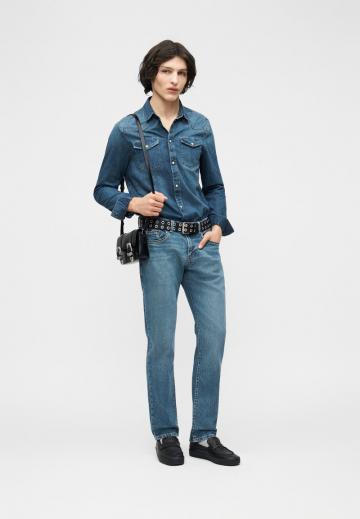 Прямые джинсы