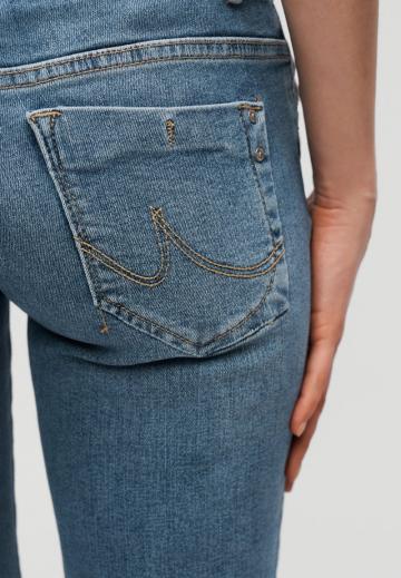 Узкие джинсы