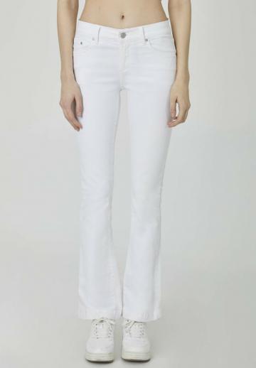 Клешеные брюки