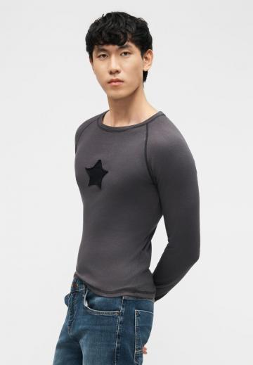 Узкие джинсы