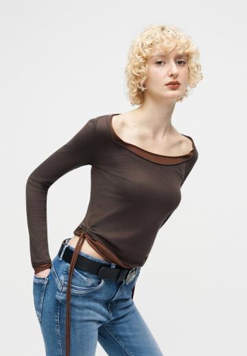 Клешеные джинсы