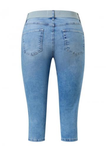 Короткие джинсы