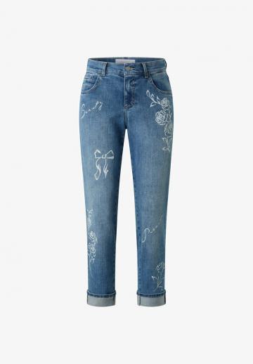 Короткие джинсы