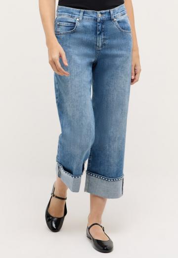 Короткие джинсы