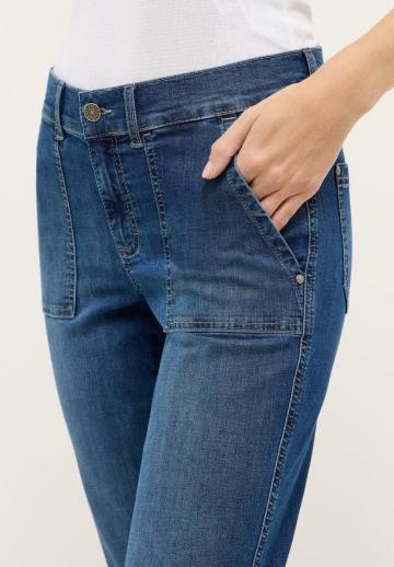 Короткие джинсы