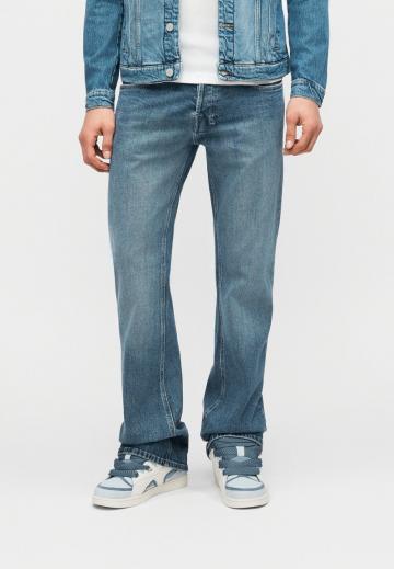 Прямые джинсы