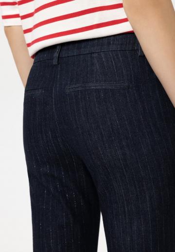 Клешеные брюки