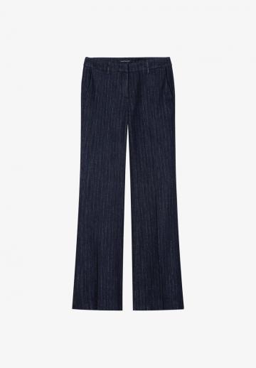 Клешеные брюки