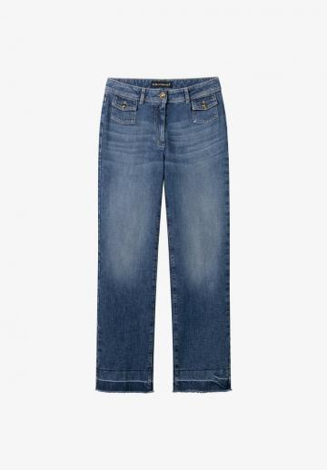 Прямые джинсы