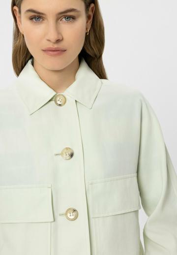 Блейзер с накладными карманами