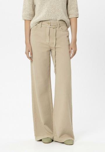 Свободные джинсы