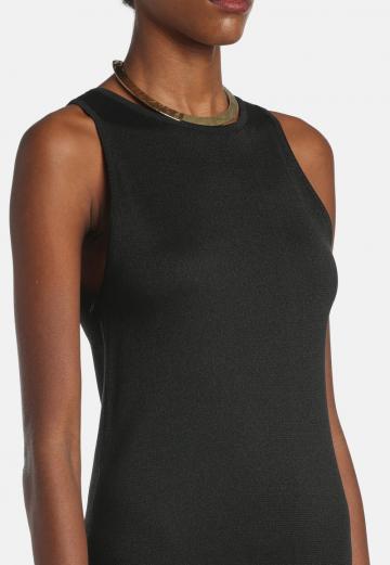 Вязаное платье