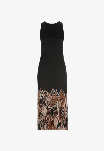 Вязаное платье