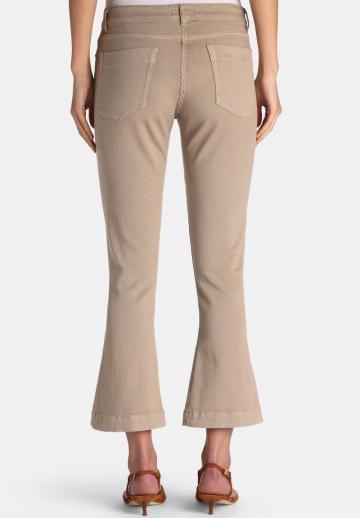 Короткие джинсы