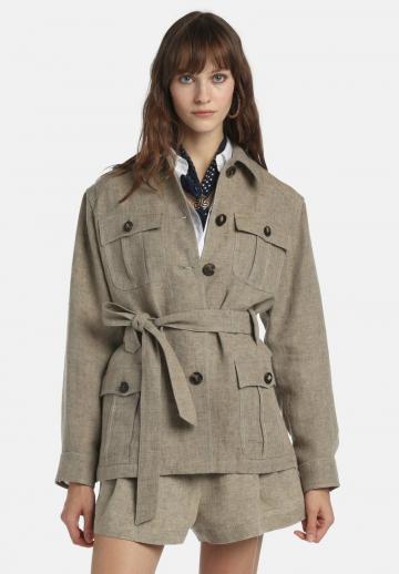 Короткое пальто