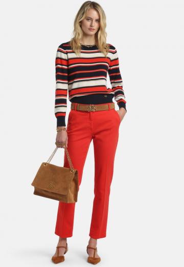 Пуловер в полоску