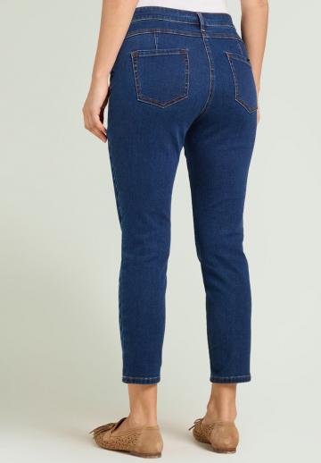 Короткие джинсы