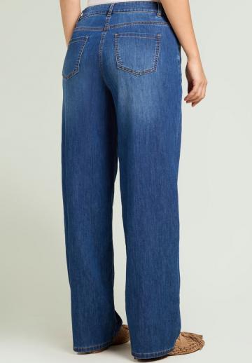 Прямые джинсы